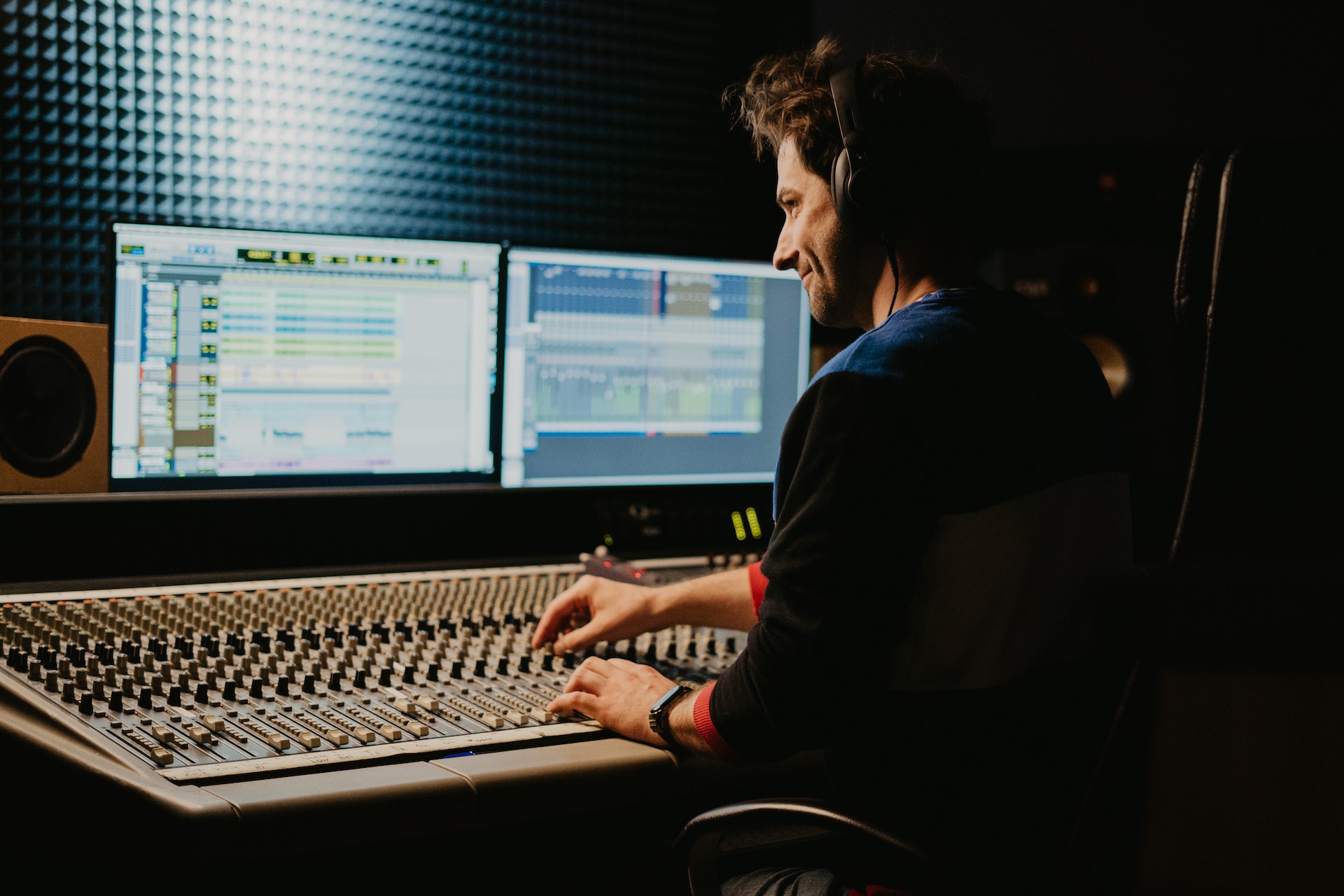 Music and Sound Recording: 7 Essential Steps of Recording Music